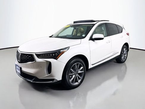 Used 2024 Acura RDX w/ Technology Package image 3