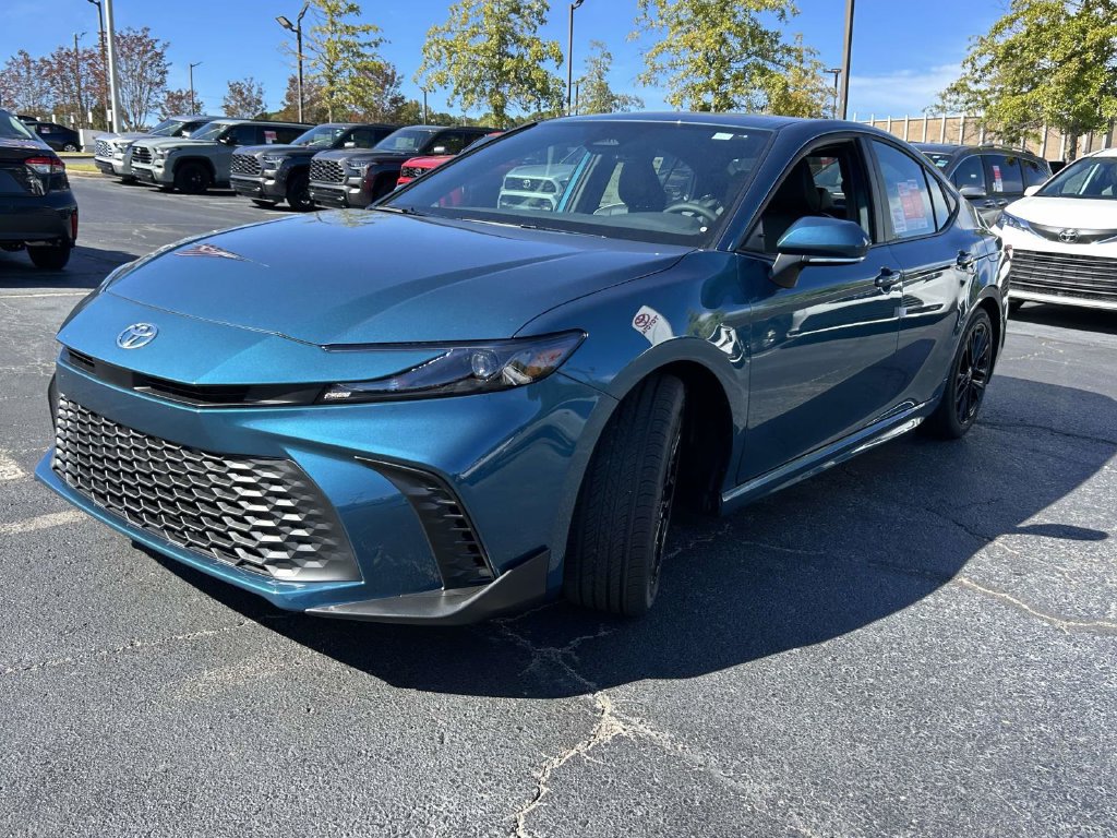 New 2026 Toyota Camry SE w/ Convenience Package FWD image 7