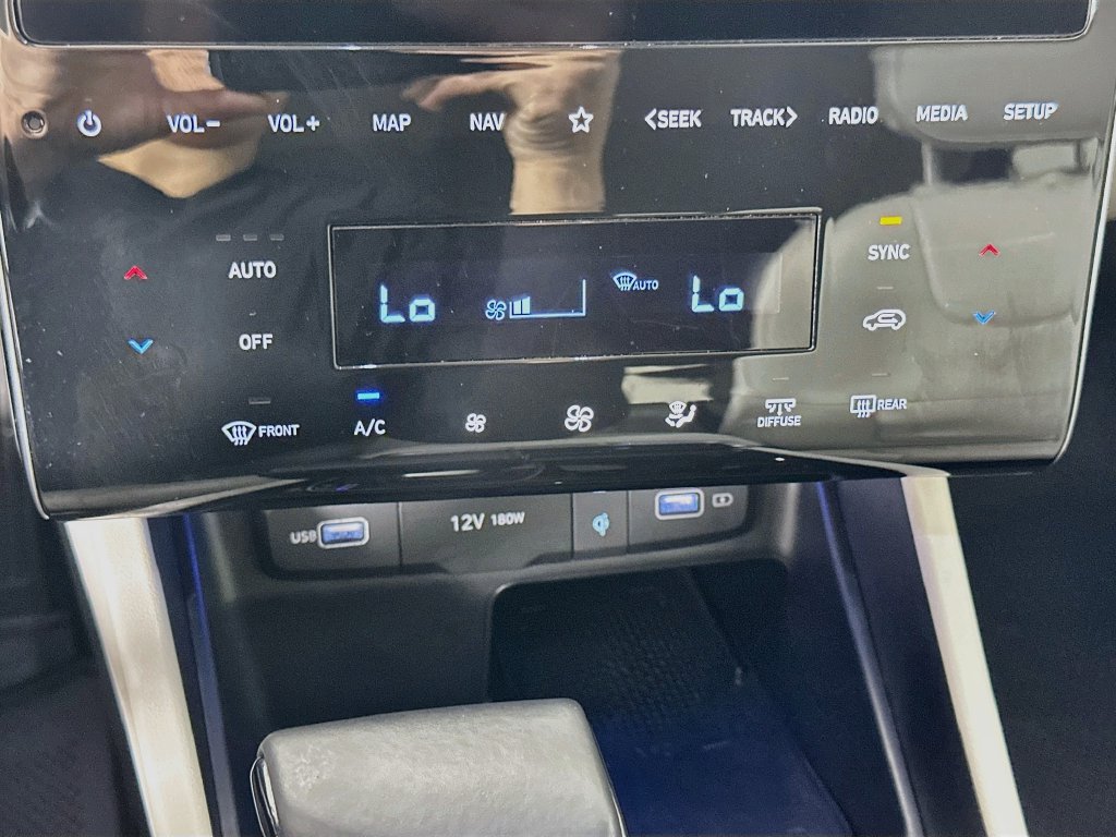 Used 2024 Hyundai Tucson SEL w/ Convenience Package FWD image 14