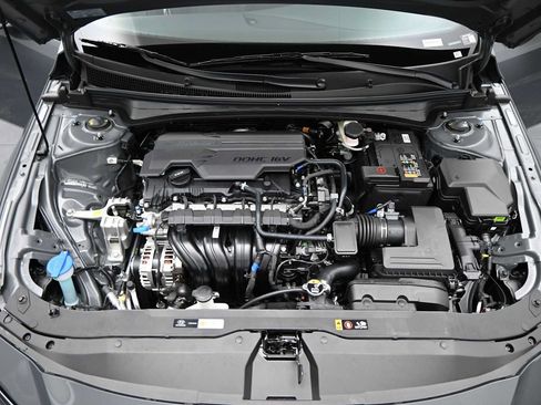 New 2026 Hyundai Elantra SEL Sport FWD image 23
