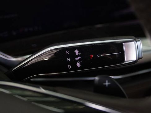 Certified 2025 Cadillac Escalade Premium Luxury w/ Touring Package image 13