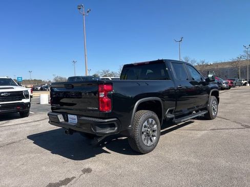 New 2026 Chevrolet Silverado 2500 Custom w/ Custom Value Package AWD/4WD image 3