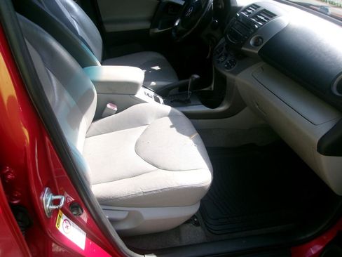 Used 2006 Toyota RAV4 Limited FWD image 5