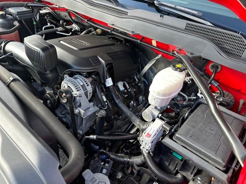 Used 2019 Chevrolet Silverado 2500 LT w/ LT Convenience Package image 26