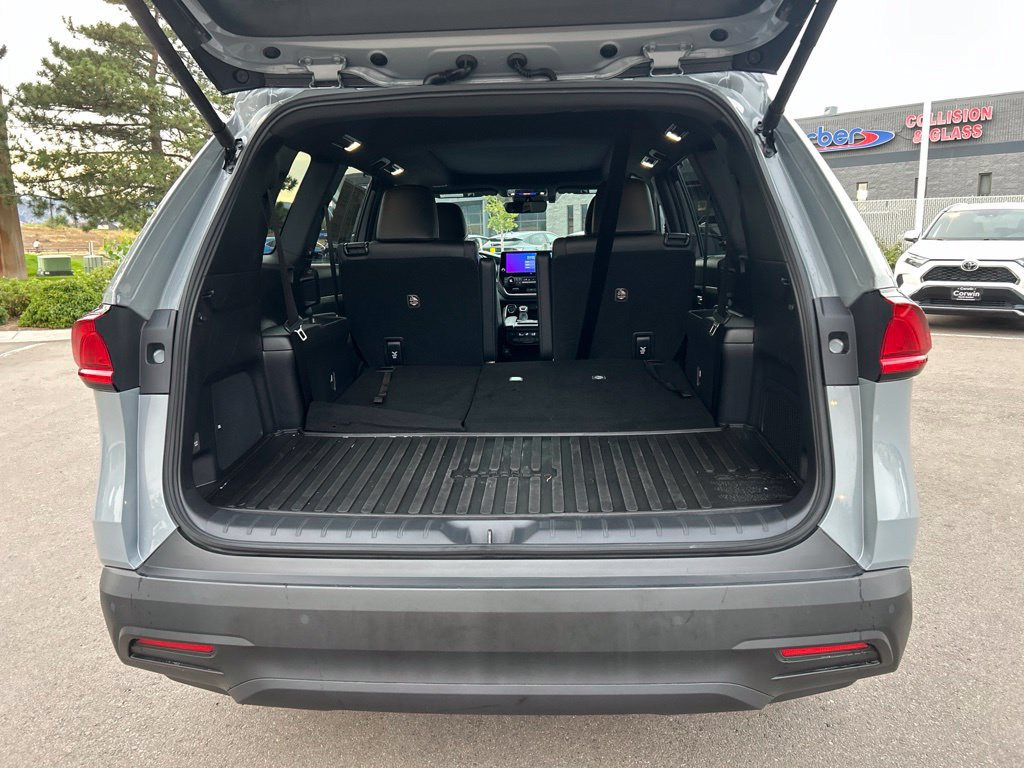 Used 2026 Toyota Grand Highlander AWD Hybrid image 17