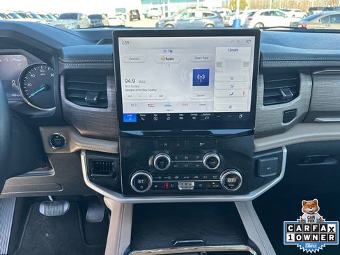 Used 2024 Ford Expedition Max Limited image 28