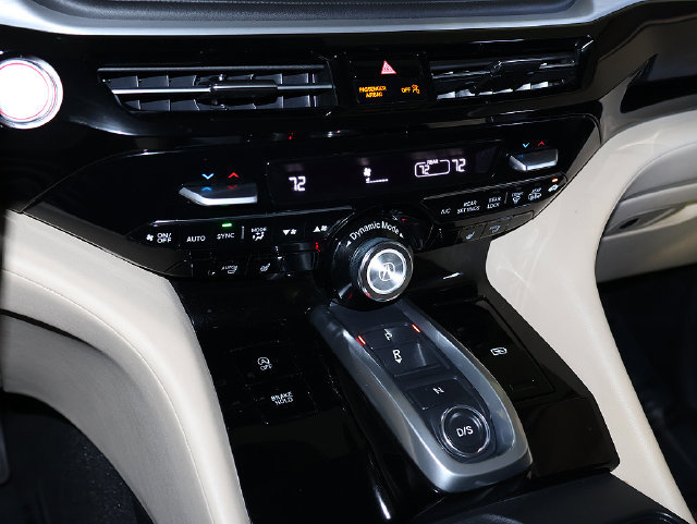 Certified 2024 Acura MDX w/ Technology Package AWD/4WD image 22