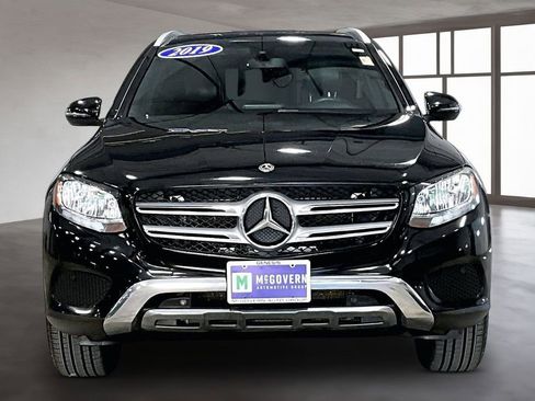 Used 2019 Mercedes-Benz GLC 300 4MATIC image 2
