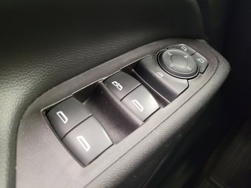 Used 2020 Chevrolet Equinox LT image 27