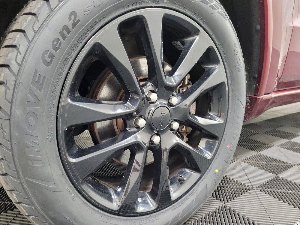 Used 2018 Jeep Grand Cherokee Altitude AWD/4WD image 31