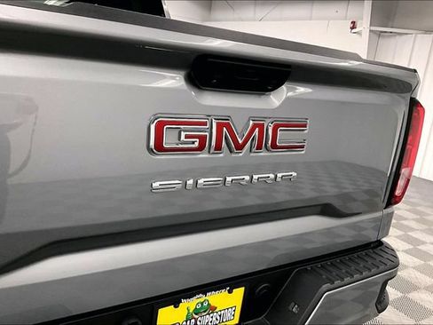 Used 2024 GMC Sierra 1500 Pro w/ Graphite Edition AWD/4WD image 9