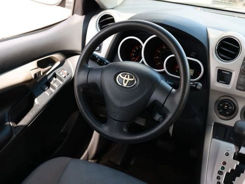 Used 2010 Toyota Matrix FWD image 29