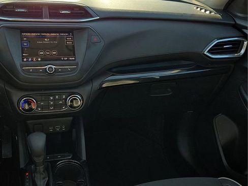 Used 2021 Chevrolet TrailBlazer LT image 18