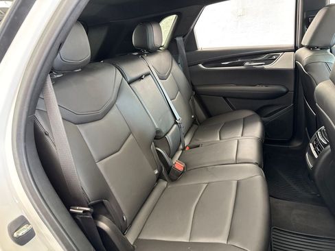 Used 2021 Cadillac XT5 Premium Luxury FWD image 46