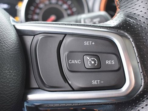 Used 2021 Jeep Gladiator Mojave w/ Cold Weather Group image 20