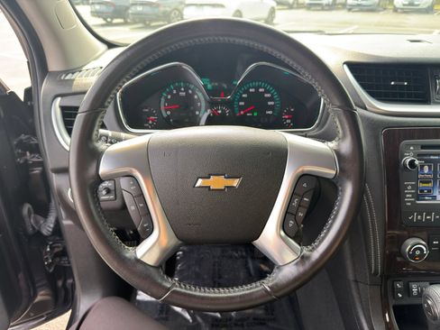 Used 2016 Chevrolet Traverse LT w/ Style and Technology Package AWD/4WD image 16