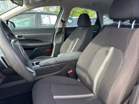 Used 2025 Hyundai Sonata SEL FWD image 8