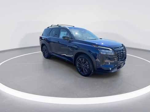New 2026 Nissan Pathfinder SL w/ SL Premium Package (P04) AWD/4WD image 2