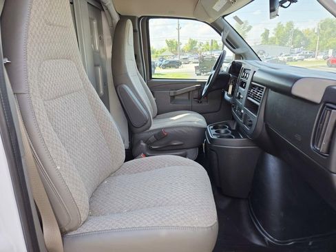 New 2025 GMC Savana 3500 w/ Power Convenience Package RWD image 12