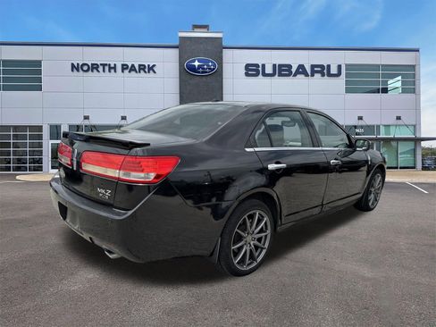 Used 2010 Lincoln MKZ FWD image 3