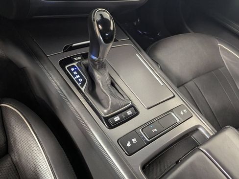 Used 2015 Hyundai Genesis 5.0 RWD image 21
