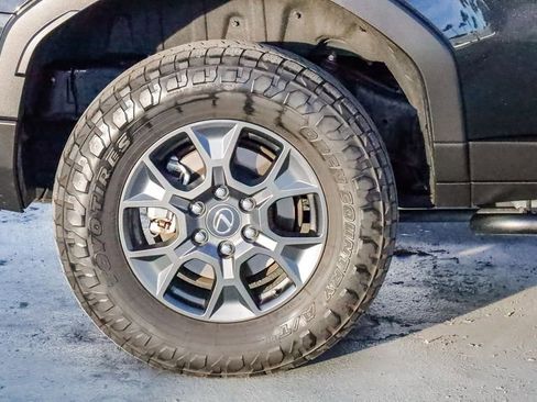 Used 2024 Lexus GX 550 550 Overtrail image 11