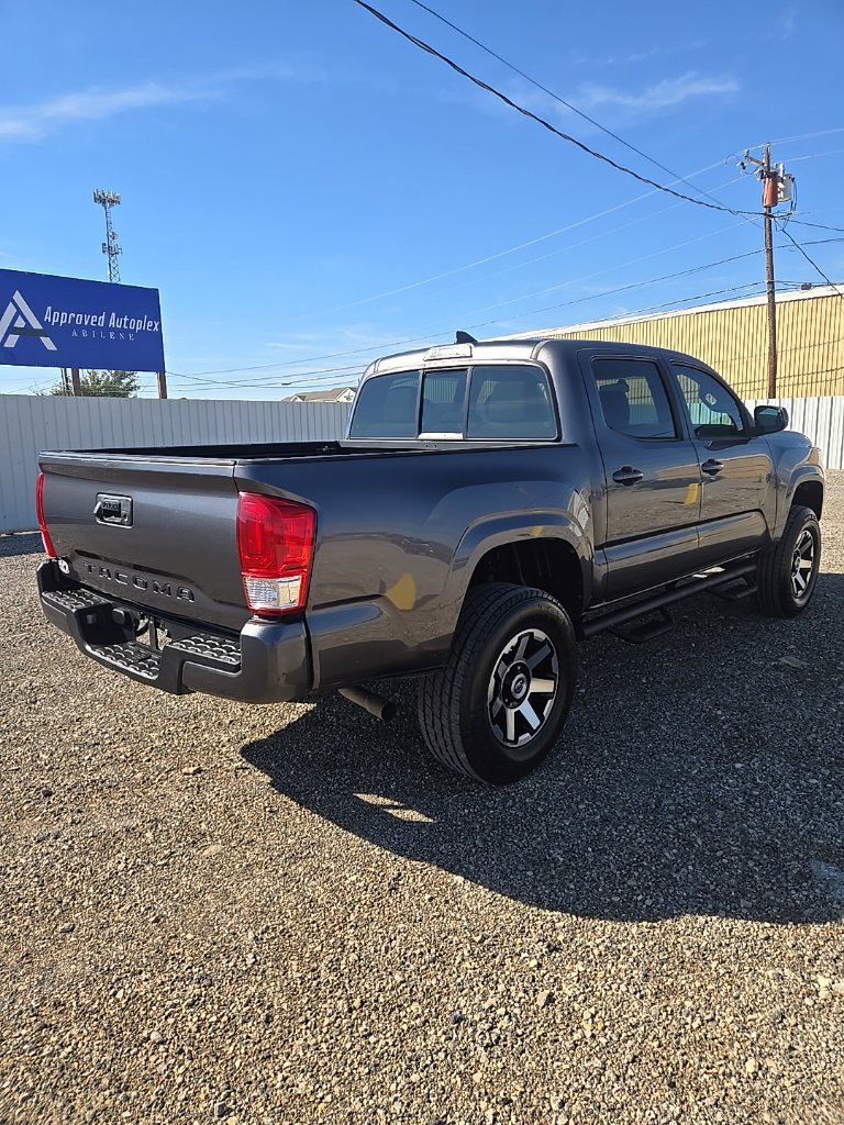 Used 2017 Toyota Tacoma SR w/ SR Convenience Package RWD image 3