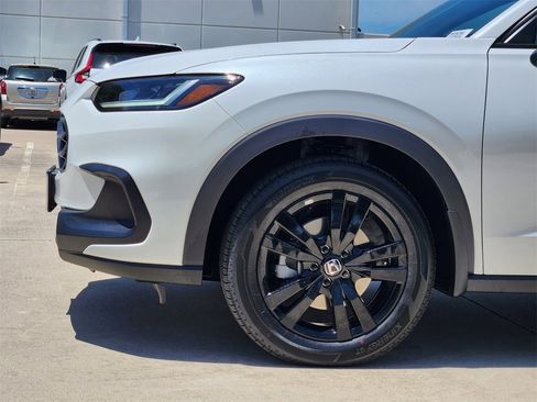 New 2026 Honda HR-V Sport image 5