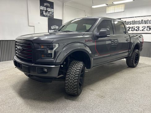 Used 2016 Ford F150 Lariat w/ Equipment Group 502A Luxury AWD/4WD image 3
