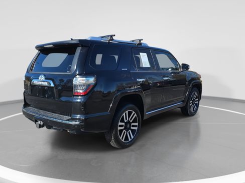 Used 2014 Toyota 4Runner Limited image 5