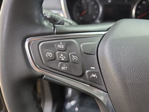 Used 2024 Chevrolet Equinox LT image 17