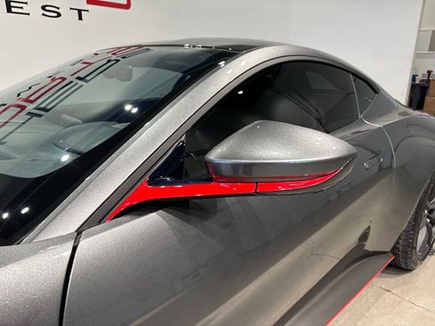 Used 2020 Aston Martin V8 Vantage Coupe image 14