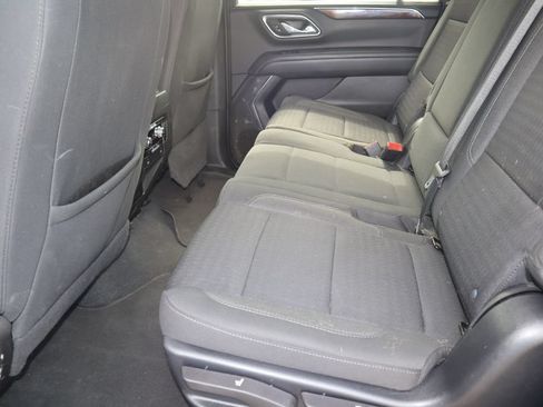 Used 2023 GMC Yukon XL SLE AWD/4WD image 27
