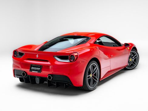 Used 2018 Ferrari 488 GTB RWD image 52