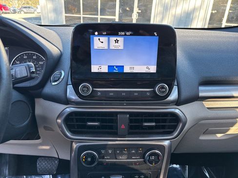 Used 2019 Ford EcoSport SE image 18