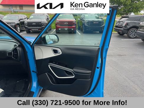 Certified 2023 Kia Soul GT-Line FWD image 57