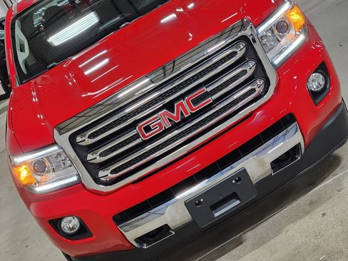 Used 2016 GMC Canyon SLT w/ Driver Alert Package image 19