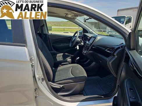 Used 2021 Chevrolet Spark LT FWD image 27