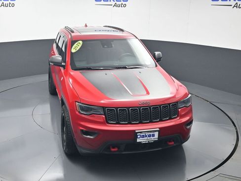Used 2019 Jeep Grand Cherokee Trailhawk w/ Trailhawk Luxury Group AWD/4WD image 47