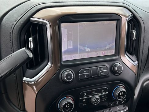 Used 2020 Chevrolet Silverado 2500 High Country w/ Z71 Off-Road Package AWD/4WD image 15