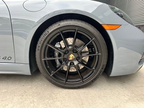 Used 2025 Porsche 718 Cayman GT4 image 15