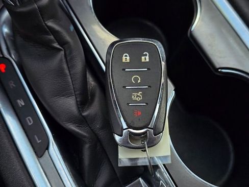 Used 2024 Chevrolet Malibu LT FWD image 32