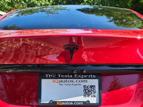 Used 2022 Tesla Model S AWD/4WD image 28
