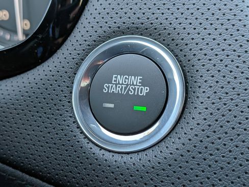 New 2025 Cadillac XT5 Sportv w/ LPO, Blue Accent Package image 18