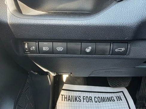Used 2023 Toyota RAV4 XLE Premium AWD/4WD image 20