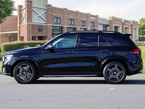 New 2026 Mercedes-Benz GLE 580 4MATIC image 8