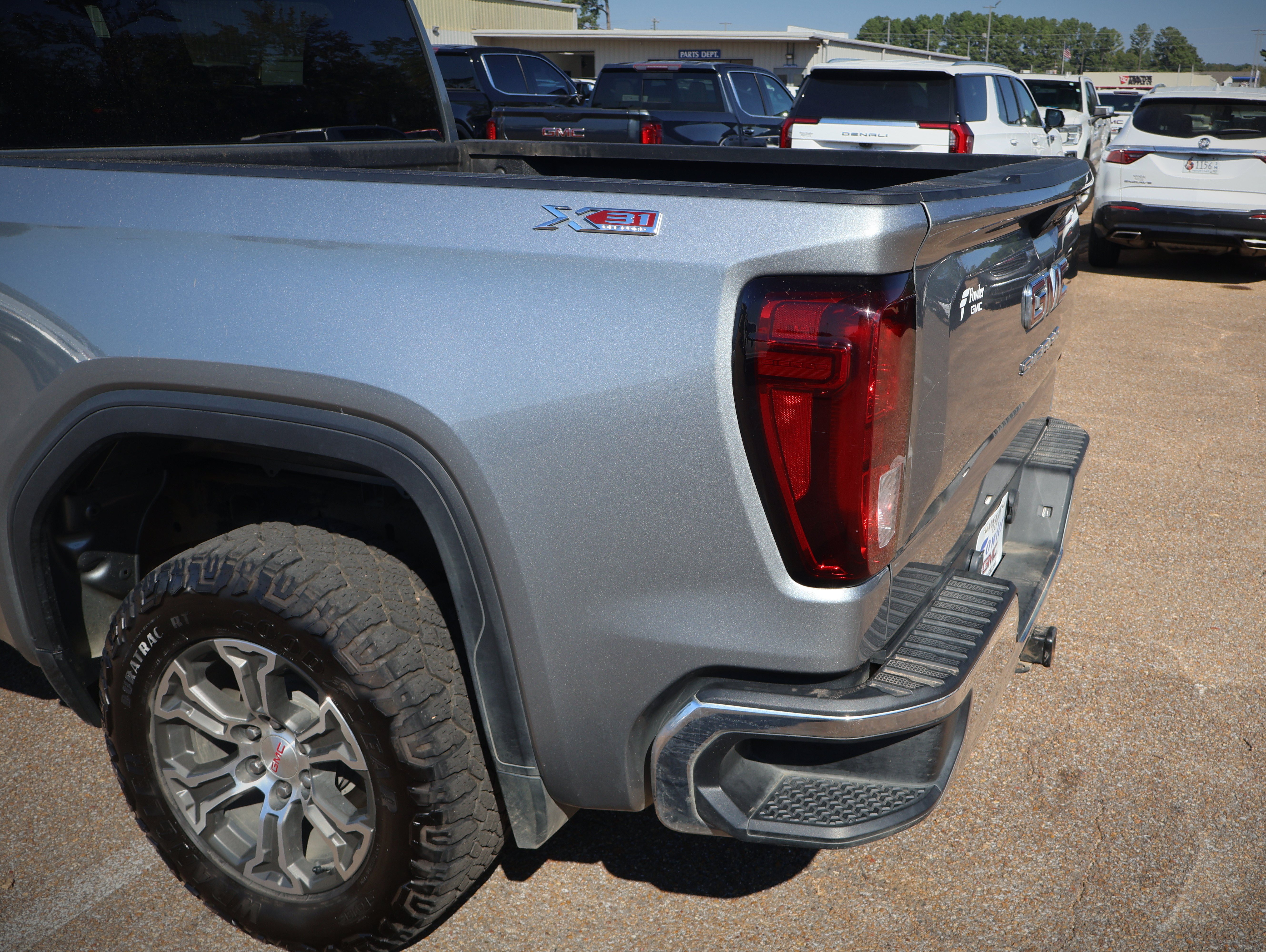 Used 2024 GMC Sierra 1500 Pro AWD/4WD image 26