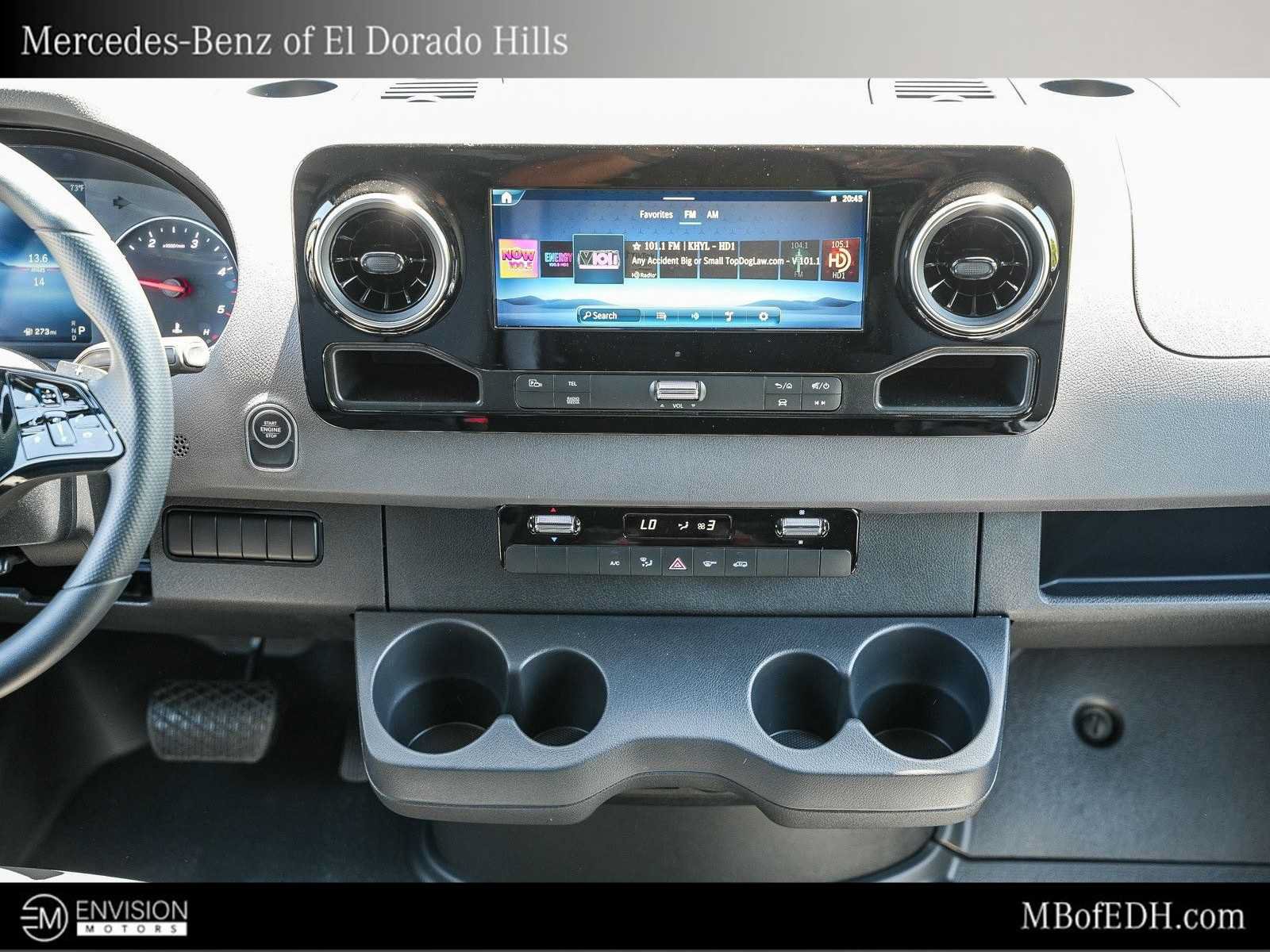 New 2025 Mercedes-Benz Sprinter 2500 image 13