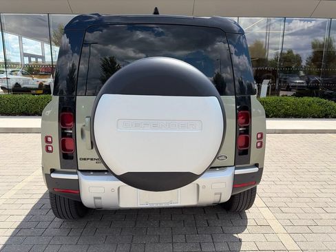 Used 2020 Land Rover Defender 110 HSE AWD/4WD image 7