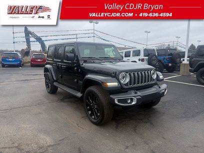 Used 2025 Jeep Wrangler Unlimited Sahara